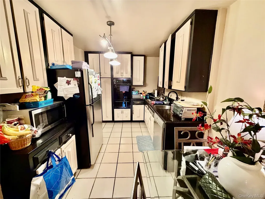 2500 Johnson Avenue Bronx NY 10463