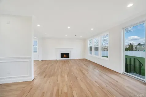 89 West Avenue Hicksville NY 11801