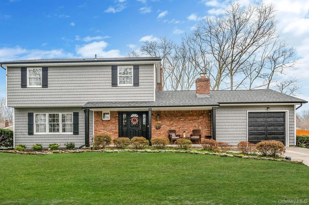 3 Meroke Lane Rocky Point NY 11778