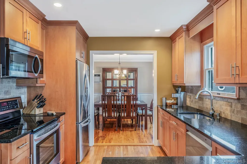 3 Meroke Lane Rocky Point NY 11778