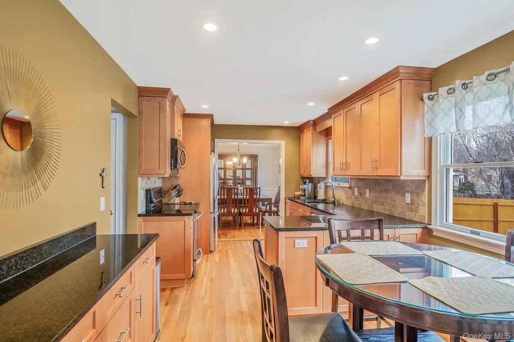 3 Meroke Lane Rocky Point NY 11778