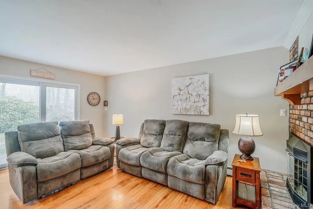 3 Meroke Lane Rocky Point NY 11778