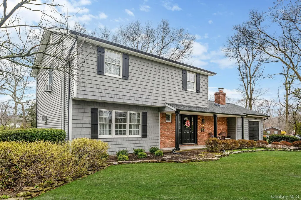3 Meroke Lane Rocky Point NY 11778