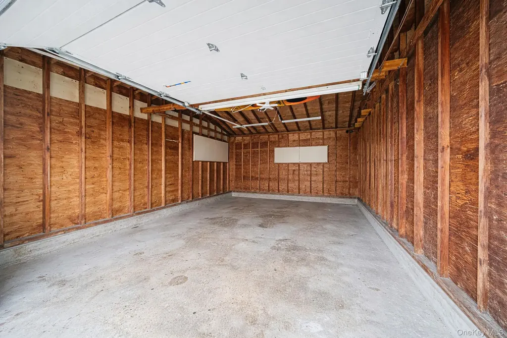 3 Meroke Lane Rocky Point NY 11778