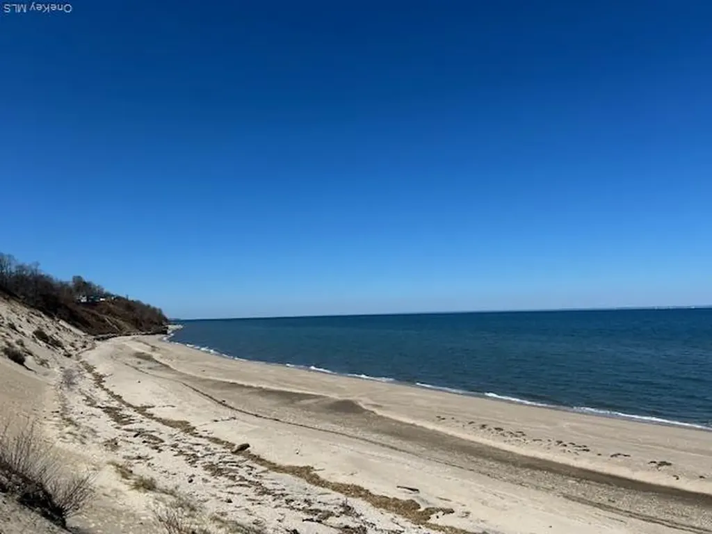 3 Meroke Lane Rocky Point NY 11778