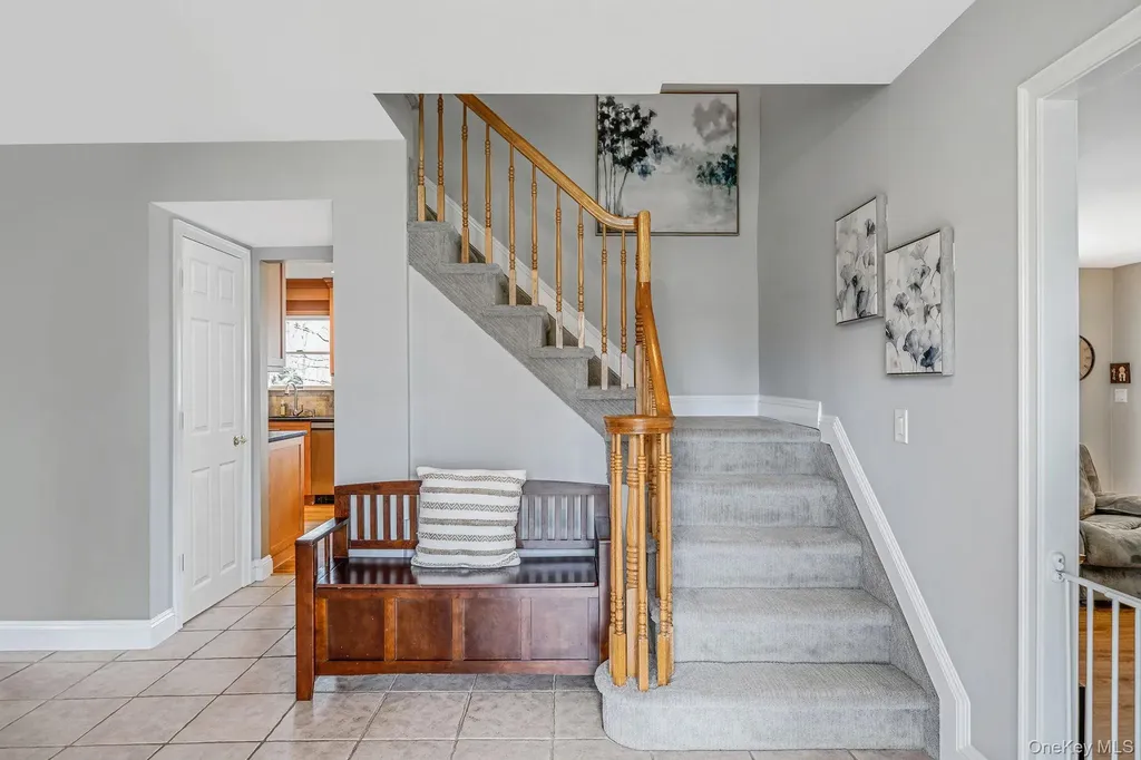 3 Meroke Lane Rocky Point NY 11778