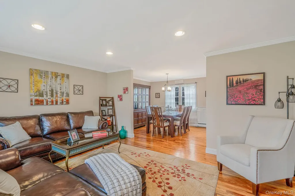 3 Meroke Lane Rocky Point NY 11778