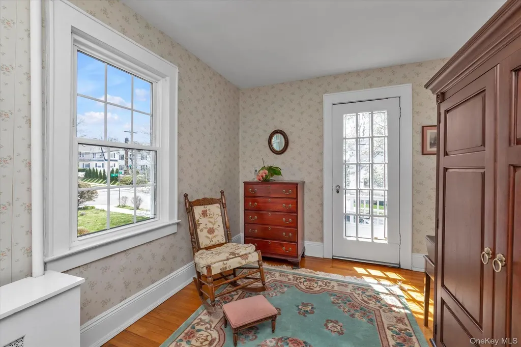 166-15 33rd Avenue Flushing NY 11358