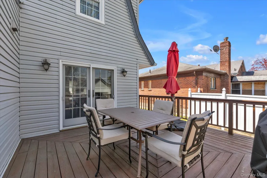 166-15 33rd Avenue Flushing NY 11358