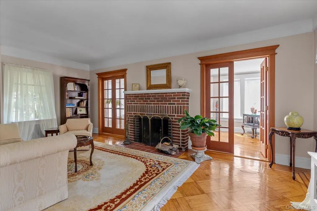 166-15 33rd Avenue Flushing NY 11358