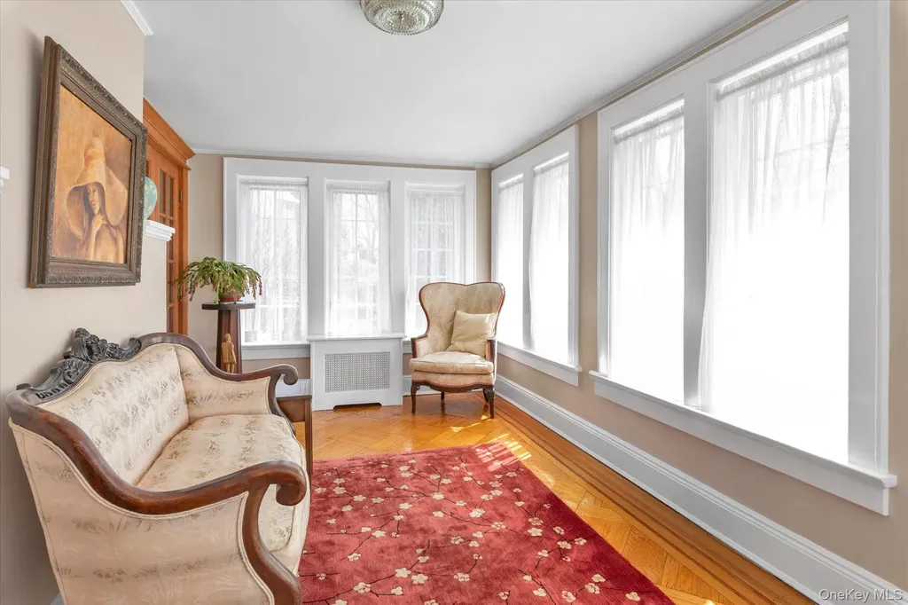 166-15 33rd Avenue Flushing NY 11358