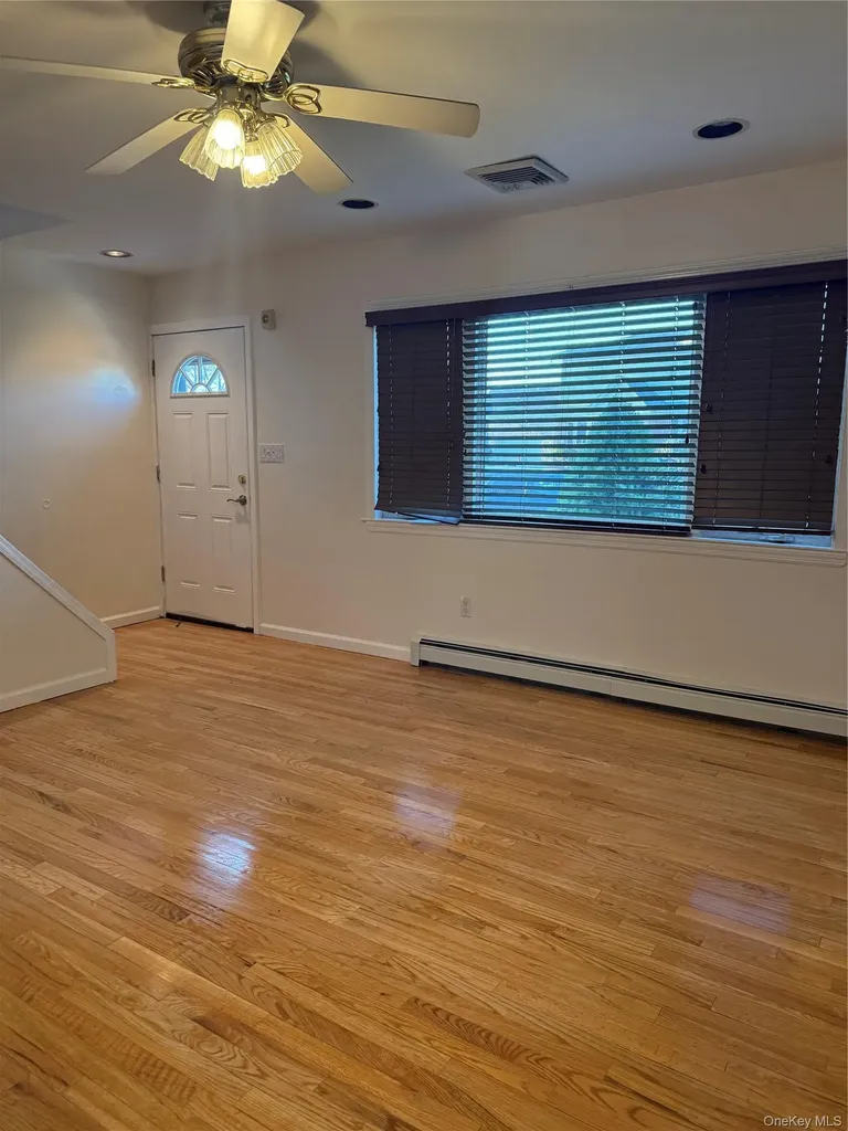 Massapequa NY 11758