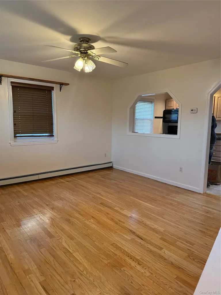 Massapequa NY 11758