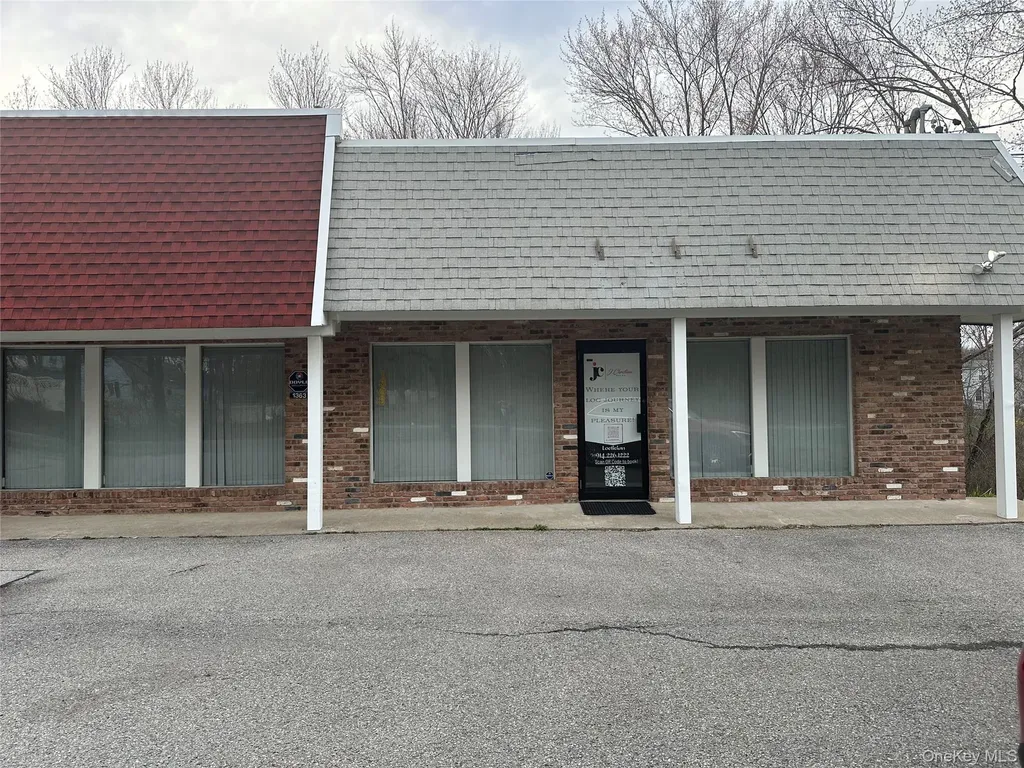 1363 Route 9g Hyde Park NY 12538