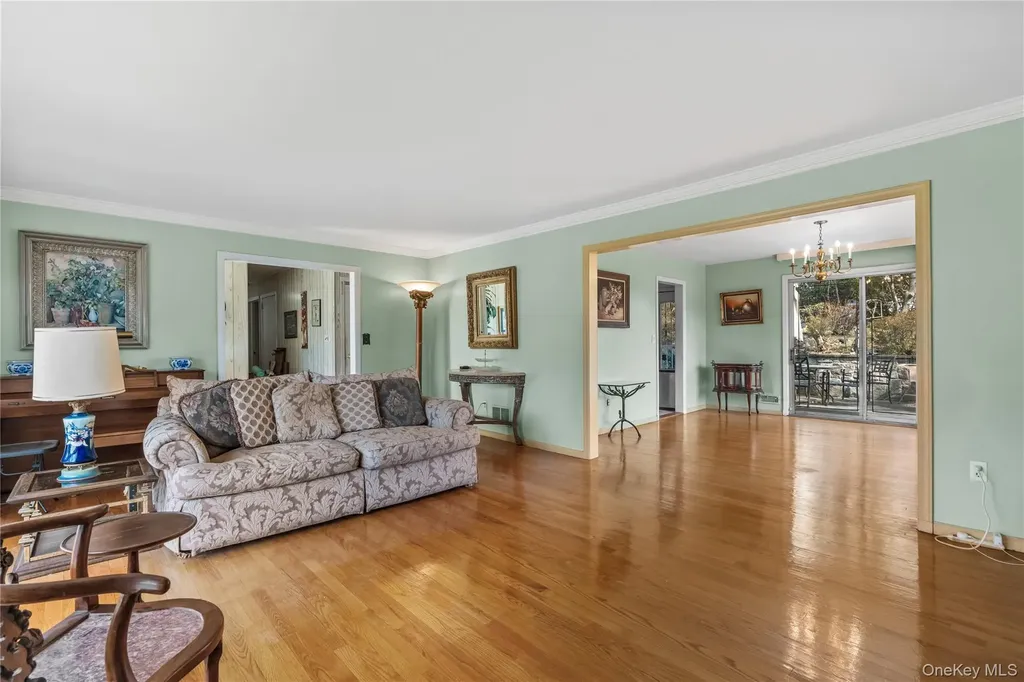 18 Devon Road Bronxville NY 10708