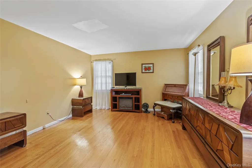 18 Devon Road Bronxville NY 10708