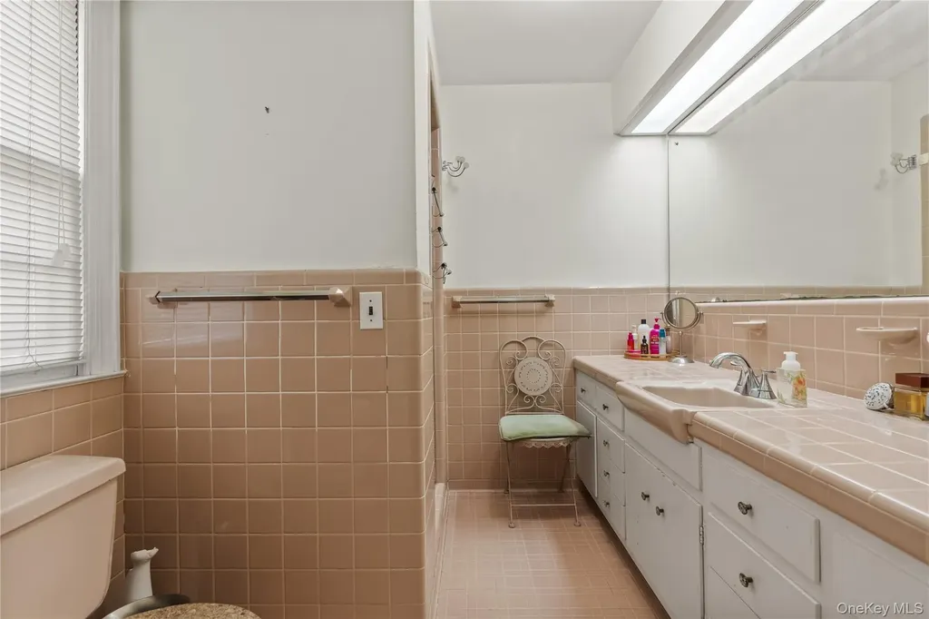 18 Devon Road Bronxville NY 10708