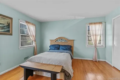 18 Devon Road Bronxville NY 10708