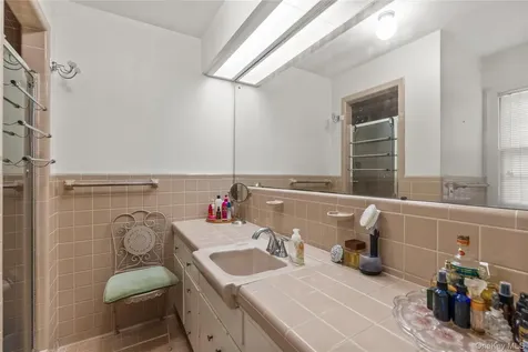 18 Devon Road Bronxville NY 10708