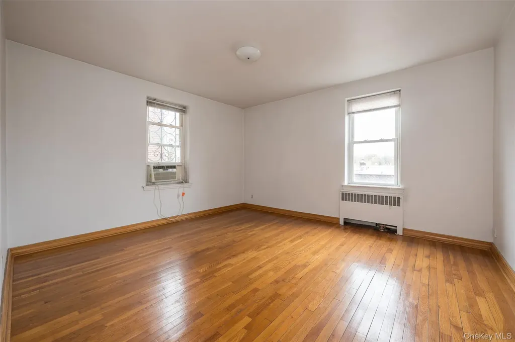 2090 Barnes Avenue Bronx NY 10462