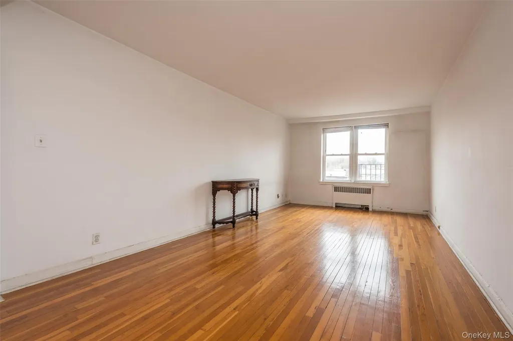 2090 Barnes Avenue Bronx NY 10462