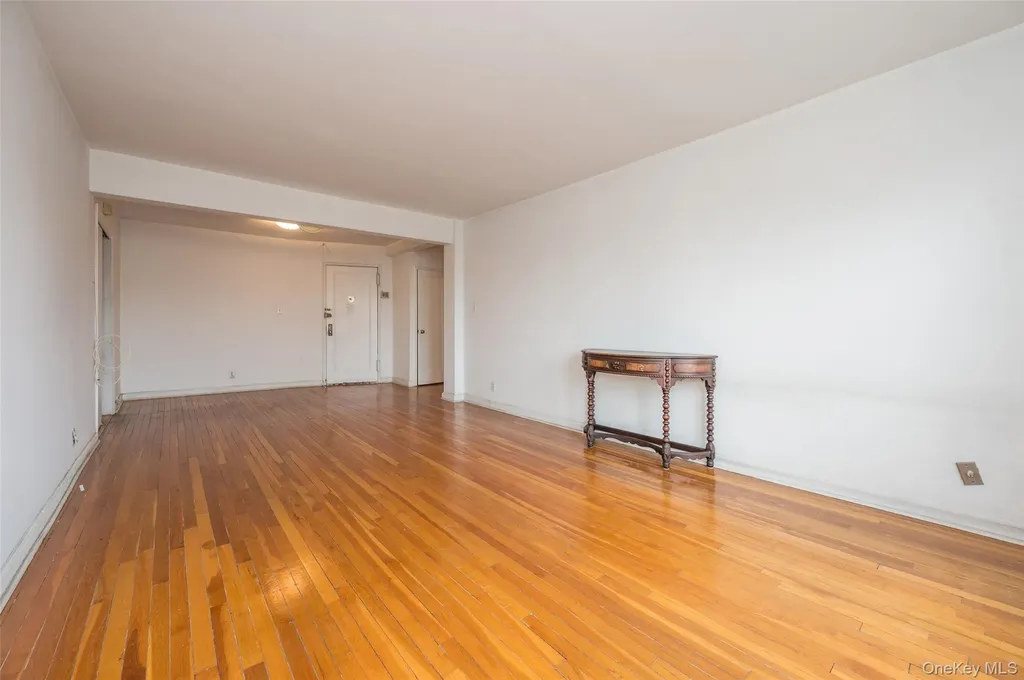 2090 Barnes Avenue Bronx NY 10462