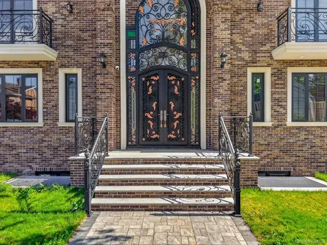 3518 221st Street Bayside NY 11361