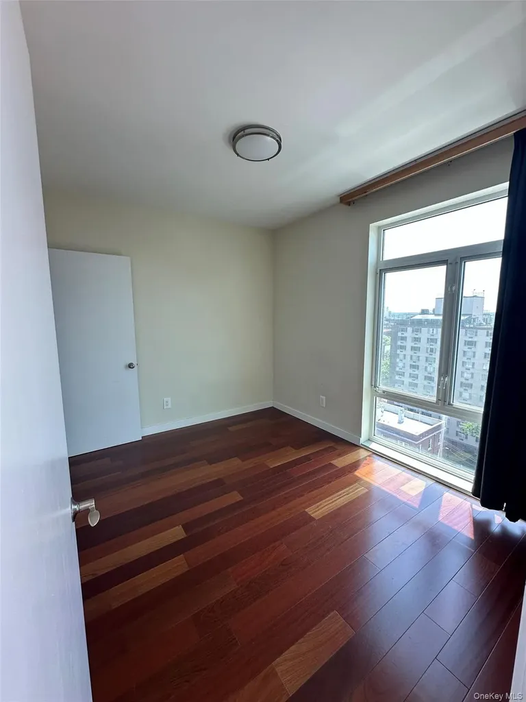 14238 37th Avenue Flushing NY 11354
