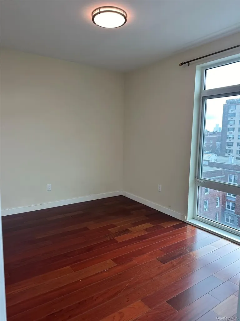 14238 37th Avenue Flushing NY 11354
