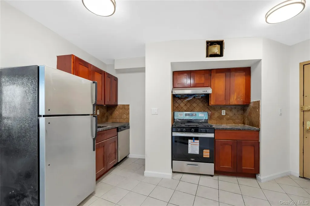 7617 46th Avenue Elmhurst NY 11373