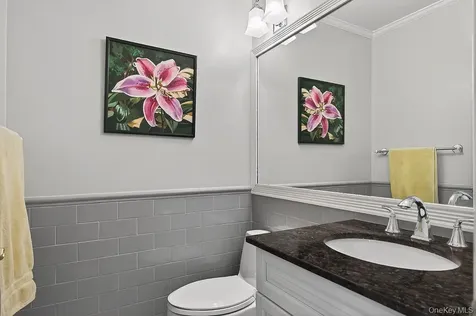 75 W Hartsdale Avenue Hartsdale NY 10530