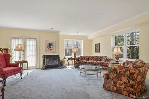 75 W Hartsdale Avenue Hartsdale NY 10530