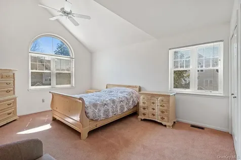 75 W Hartsdale Avenue Hartsdale NY 10530
