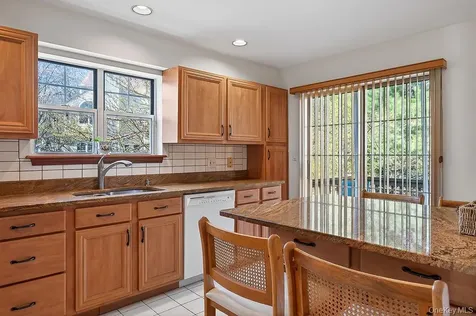 75 W Hartsdale Avenue Hartsdale NY 10530