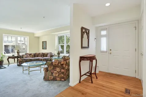 75 W Hartsdale Avenue Hartsdale NY 10530