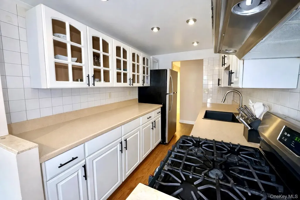 245 Rumsey Road Yonkers NY 10701