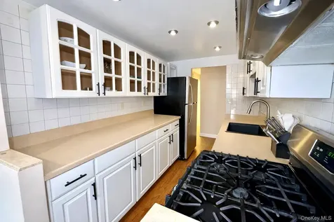 245 Rumsey Road Yonkers NY 10701