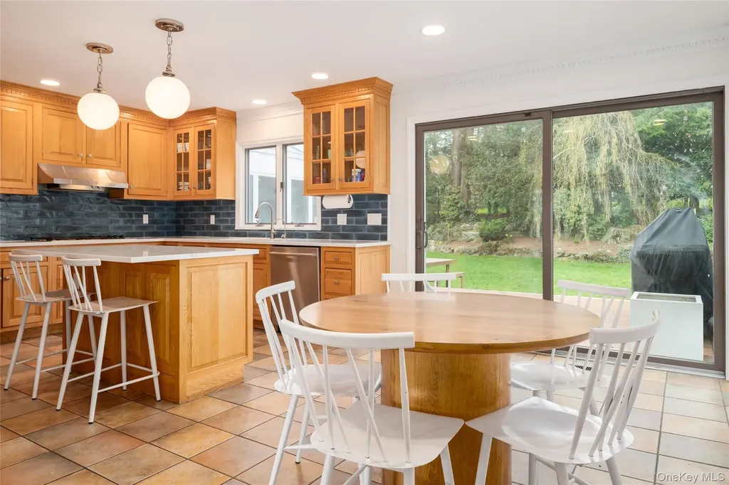 1 Canterbury Road S Harrison NY 10528