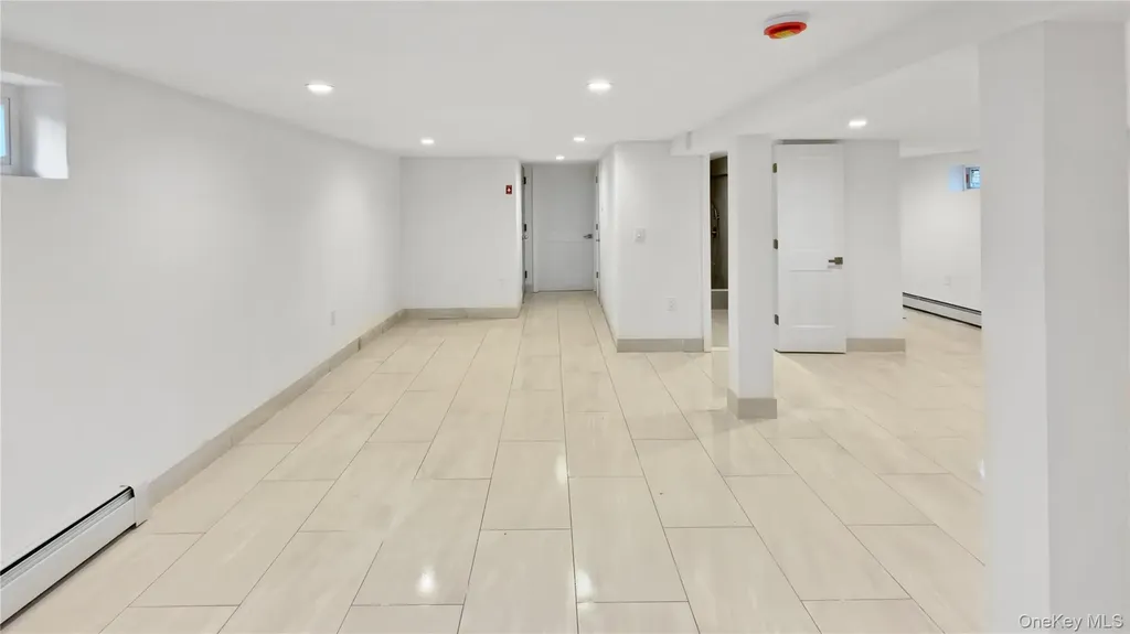 224 Windsor Parkway Hempstead NY 11550