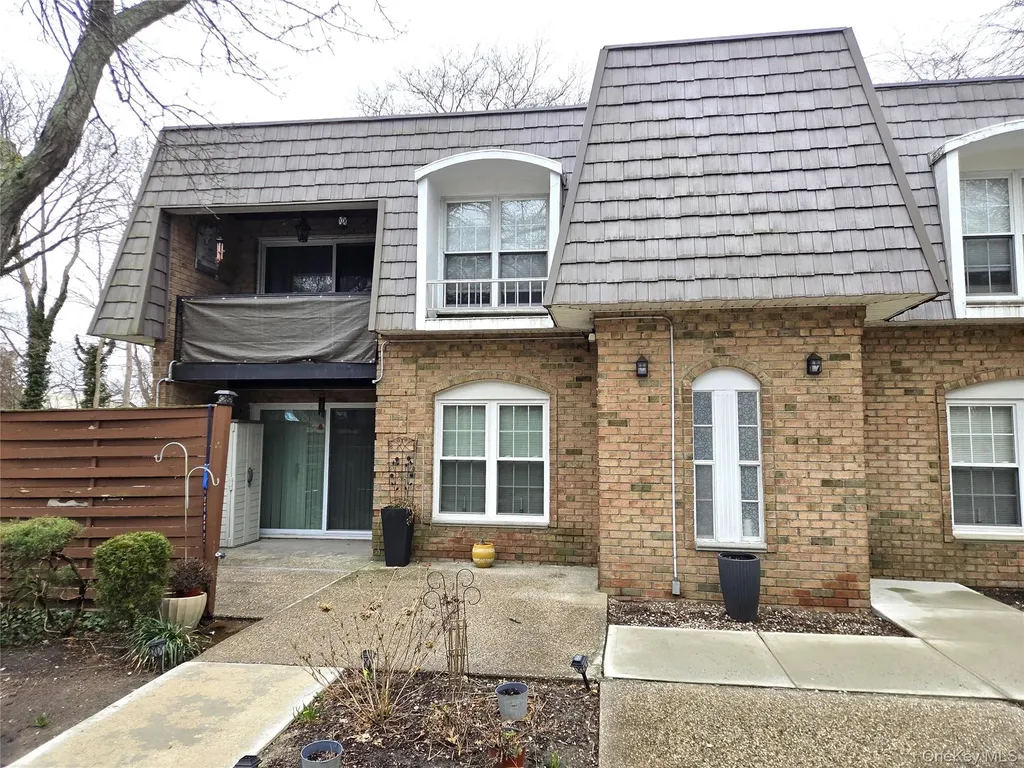 655 Middle Country Coram NY 11727