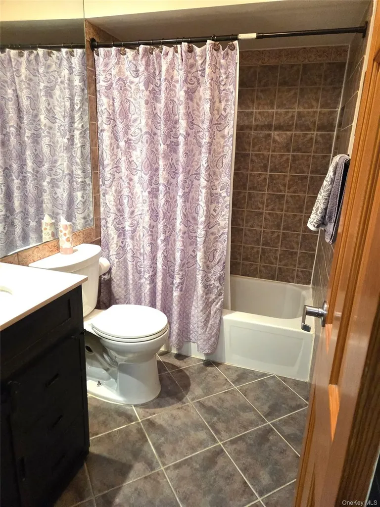 655 Middle Country Coram NY 11727