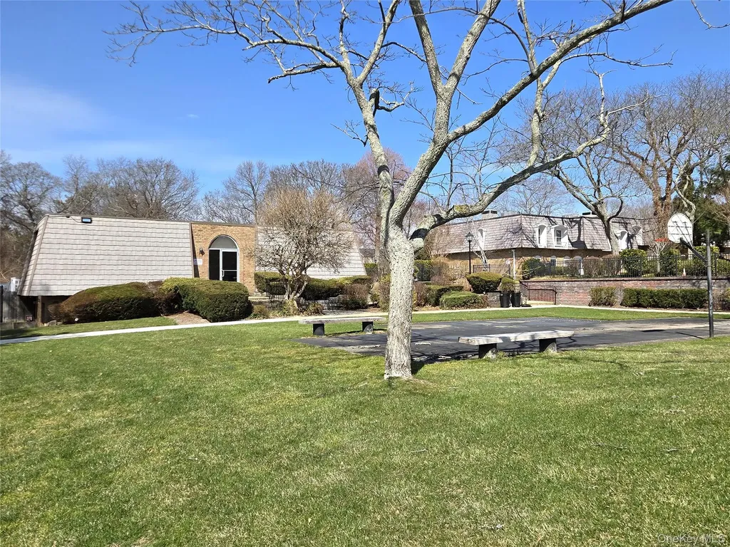 655 Middle Country Coram NY 11727
