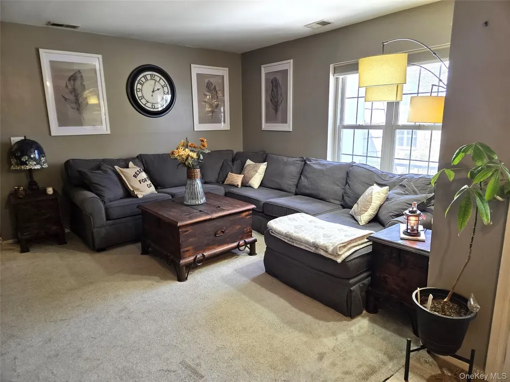 655 Middle Country Coram NY 11727