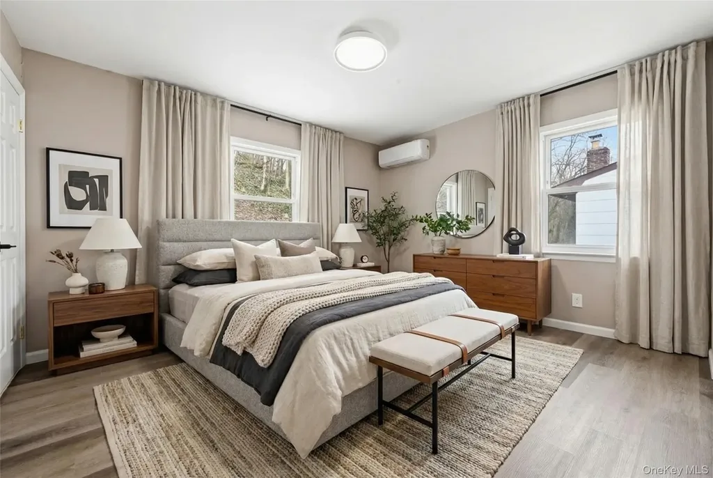 9 Harmony Lane Glen Cove NY 11542