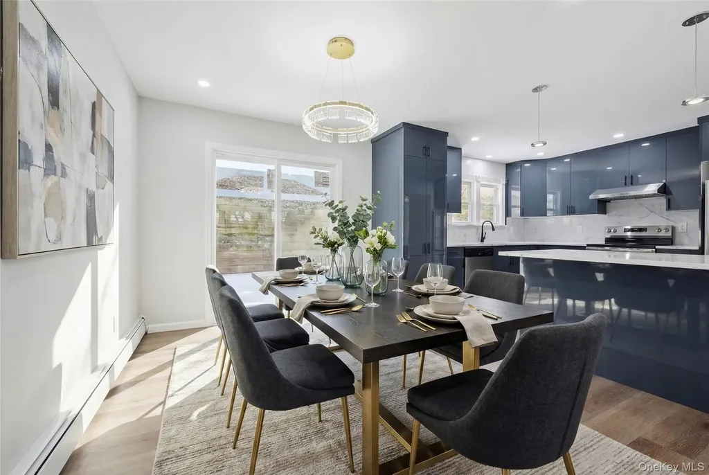 9 Harmony Lane Glen Cove NY 11542