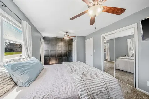 81 Dollard Drive North Babylon NY 11703