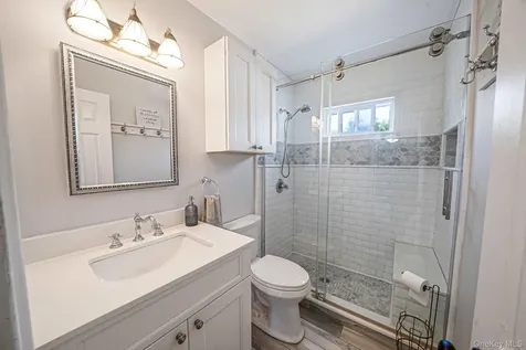 81 Dollard Drive North Babylon NY 11703