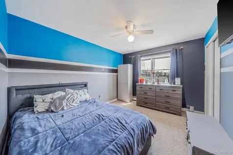 81 Dollard Drive North Babylon NY 11703