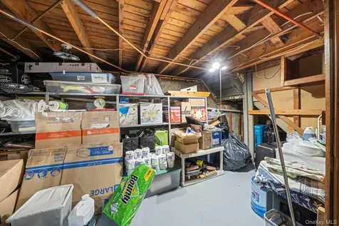 81 Dollard Drive North Babylon NY 11703