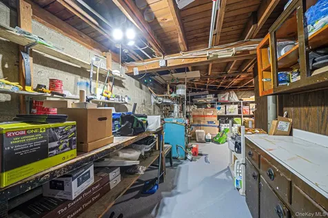 81 Dollard Drive North Babylon NY 11703